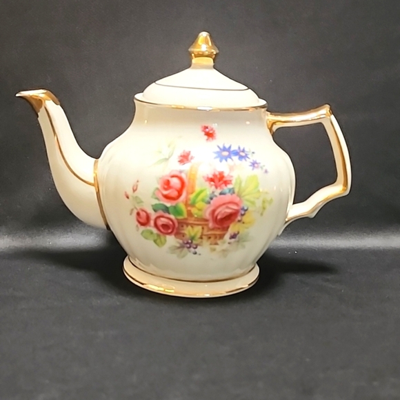 Early Mid-Century Sadler 3540 England Floral Teapot - Picture 3 of 14